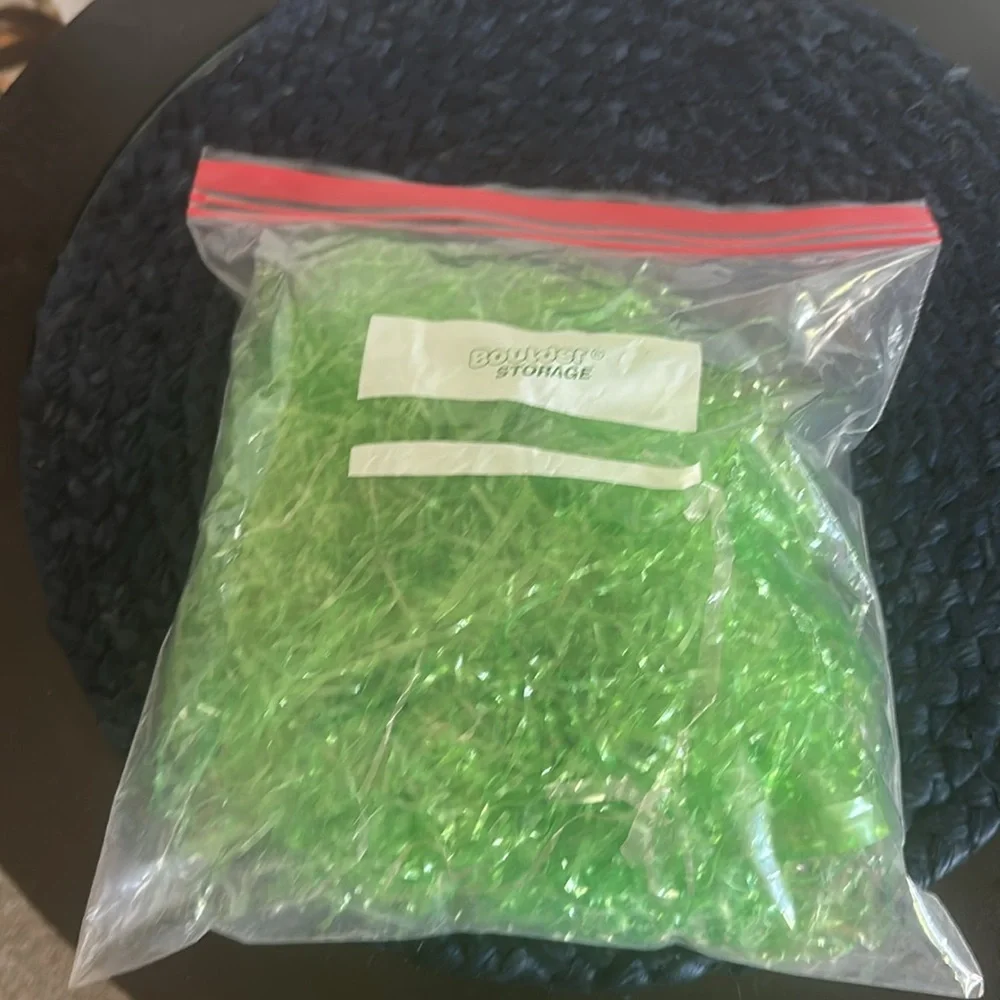 FINAL Price $5:  Lot of 5 Grass packages for Easter Baskets.